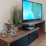 Dea Apartment *